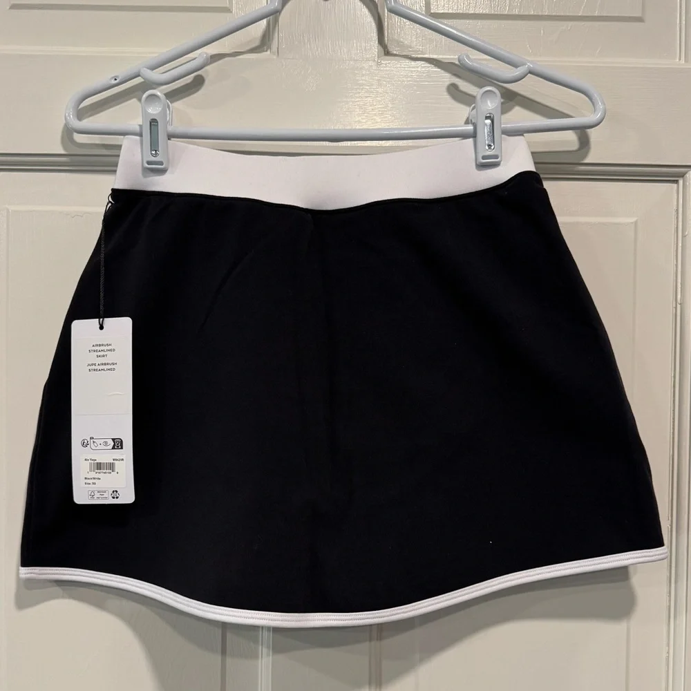 NWT Alo Airbrush Steamlined Skirt - Black/White - Size XS